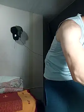 Blackaxes online show from December 16, 4:50 am