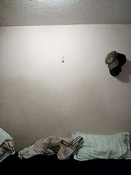 Blackaxes online show from March 25, 3:56 am