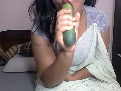 anu-anu2002 online show from February 13, 2:02 pm