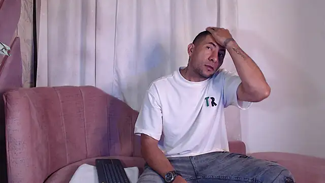 Morganandmegan online show from September 17, 11:01 am