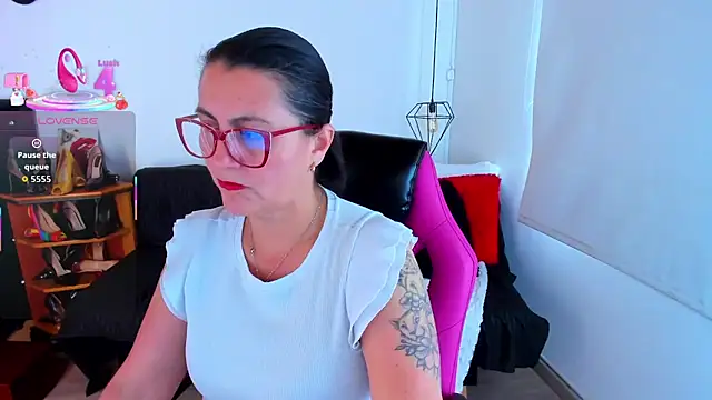 D Martii online show from November 4, 12:37 pm