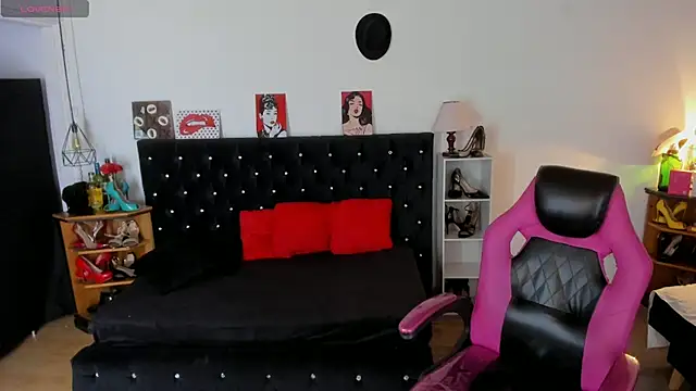 D Martii online show from December 16, 11:04 am