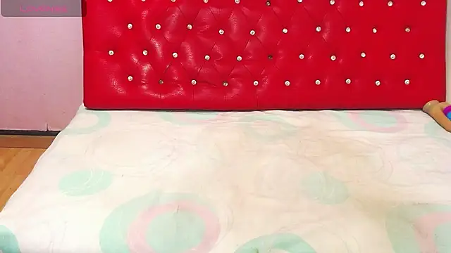 wonderfuldiana online show from November 9, 2:21 am