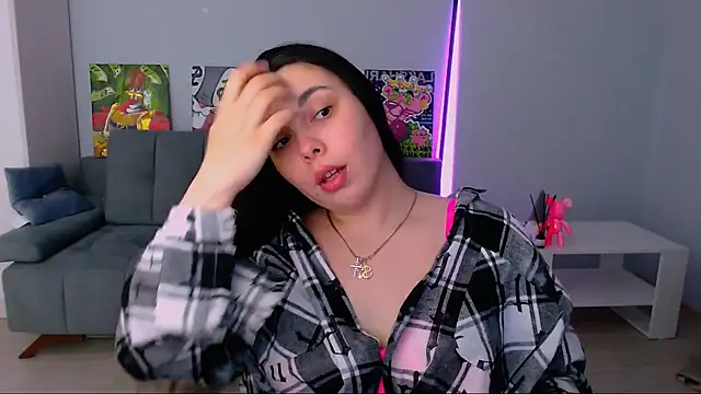 queenofthesense  online show from February 25, 12:59 pm