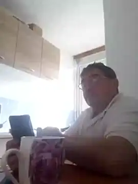 Snapshot of ColaredCuck55 chatting on November 12, 8:59 am ColaredCuck55 online show from November 12, 8:59 am