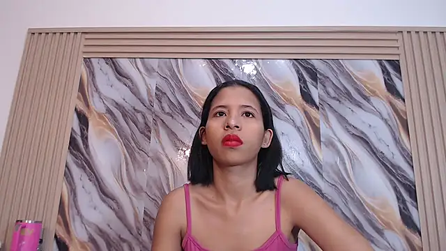 Snapshot of Samantha_Fox69_ chatting on December 19, 11:01 pm Samantha Fox69 online show from December 19, 11:01 pm