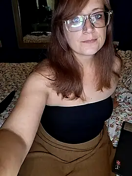 Snapshot of goddessdelphia chatting on April 28, 3:17 pm goddessdelphia online show from April 28, 3:17 pm