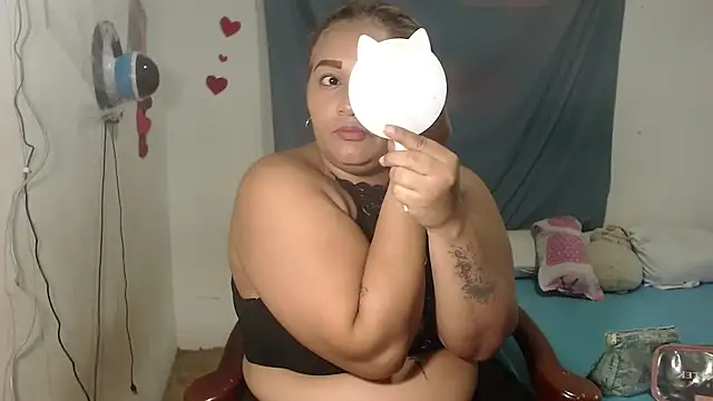 laleska montenegro online show from April 10, 11:59 am