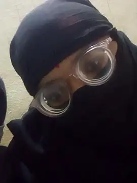 Snapshot of your-cute-baby chatting on January 9, 5:48 pm your-cute-baby online show from January 9, 5:48 pm