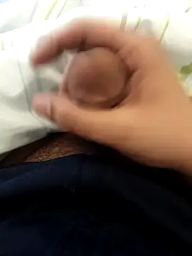 Snapshot of panter9191 chatting on February 10, 2:21 pm panter9191 online show from February 10, 2:21 pm