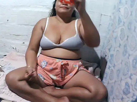 33mango online show from March 20, 7:52 pm