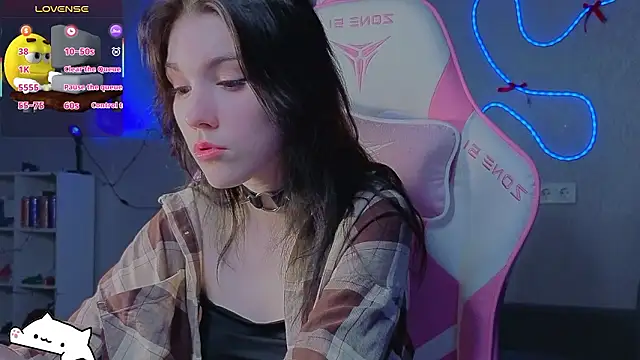 Snapshot of Sophie_SkyAngel chatting on January 14, 9:59 am Sophie SkyAngel online show from January 14, 9:59 am