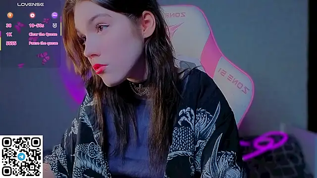 Sophie SkyAngel online show from April 16, 11:07 pm