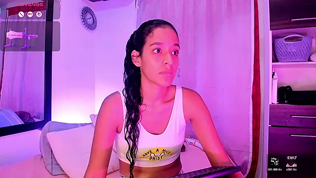 Amber-Sweett online show from January 9, 12:13 am