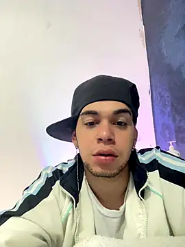 enzo vittale03  online show from January 6, 3:16 pm