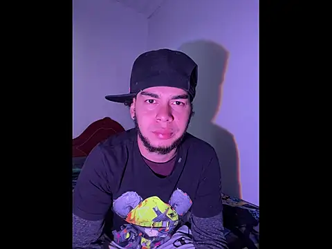 enzo vittale03  online show from February 24, 2:26 pm