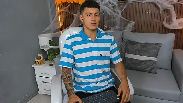 Leo santoro online show from October 23, 2:05 pm