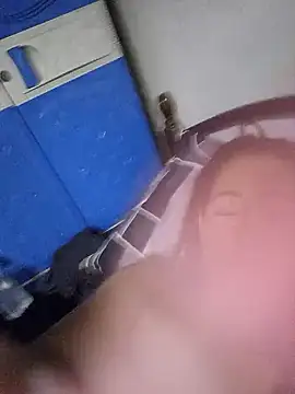 Snapshot of SweetASS6969 chatting on January 13, 3:50 pm SweetASS6969 online show from January 13, 3:50 pm