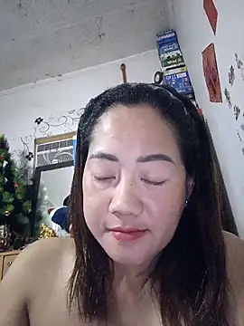 Snapshot of SweetASS6969 chatting on February 7, 3:16 pm SweetASS6969 online show from February 7, 3:16 pm