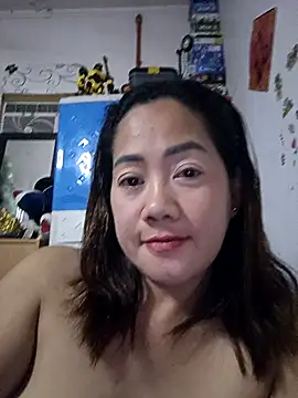 Snapshot of SweetASS6969 chatting on February 10, 6:34 pm SweetASS6969 online show from February 10, 6:34 pm