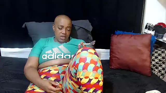 SexyKiarah online show from April 8, 10:10 pm