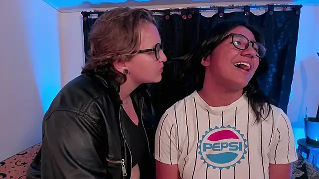 CrazyCakes  online show from April 7, 2:01 am