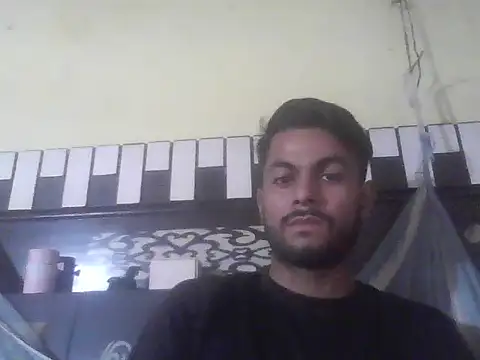 ursdreamperson online show from October 29, 7:43 am