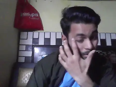 ursdreamperson online show from December 15, 3:55 am