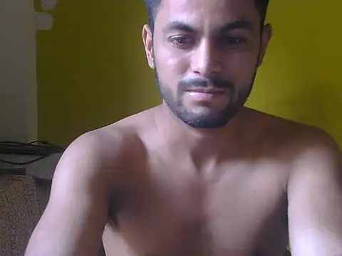 ursdreamperson online show from June 18, 1:39 am