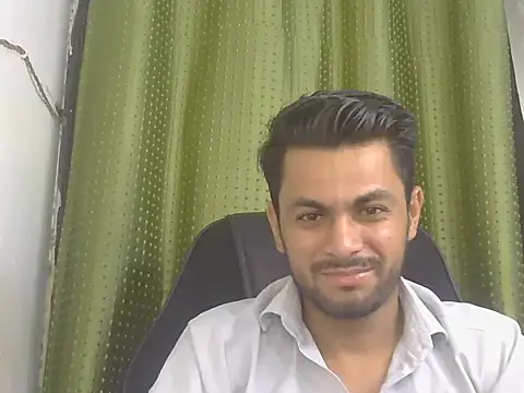 ursdreamperson online show from July 10, 1:43 am