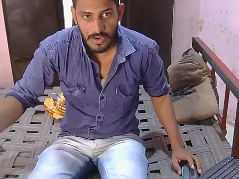 krishjaat43 online show from May 5, 4:42 am