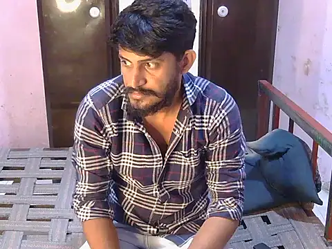 krishjaat43 online show from June 18, 2:21 pm