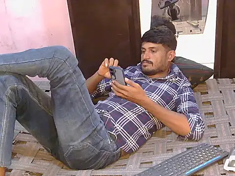 krishjaat43 online show from July 13, 7:44 am