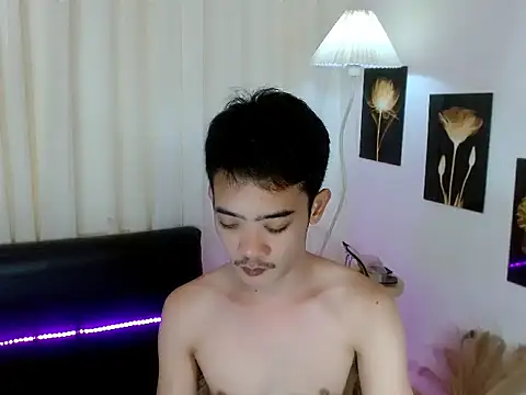 The Fucking Dolls online show from January 13, 4:12 pm