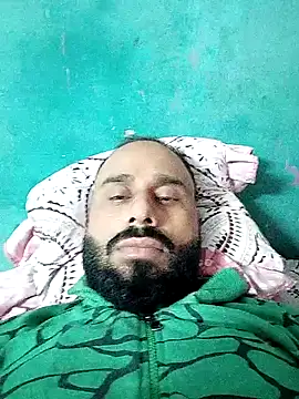 Snapshot of amitkumarkangra chatting on October 28, 3:43 am amitkumarkangra online show from October 28, 3:43 am