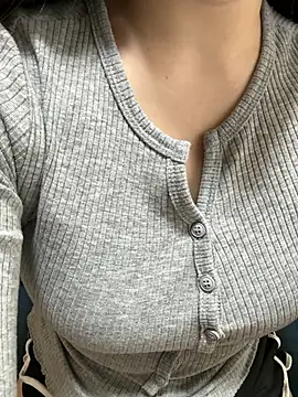 mayu06000 online show from June 3, 5:54 am