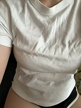 mayu06000 online show from July 23, 5:27 am