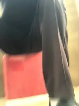 cuminsidebby online show from April 13, 6:41 am