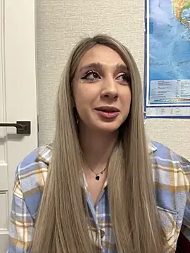 yourfavpsy  online show from December 21, 4:47 pm