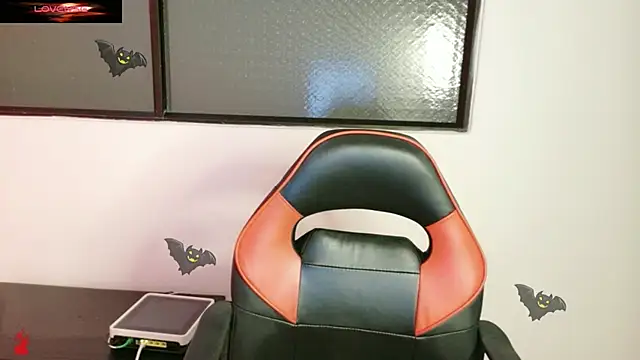 Hell Girll  online show from November 23, 4:01 am