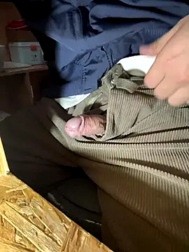 Snapshot of sonwmelt1 chatting on October 11, 7:18 am sonwmelt1 online show from October 11, 7:18 am