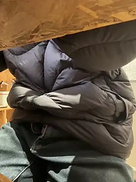 sonwmelt1 online show from March 27, 9:42 am