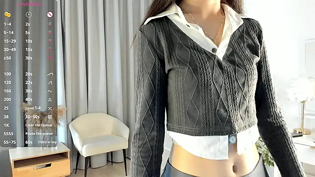 UdelaDodson online show from October 28, 1:53 am