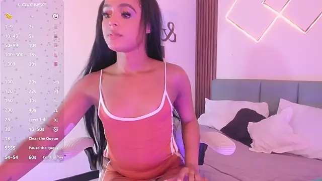 Snapshot of Anyeliin_miller chatting on March 30, 8:43 pm Anyeliin miller online show from March 30, 8:43 pm