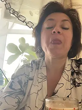 Kiravix online show from September 19, 7:32 am