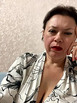 Snapshot of Kiravix chatting on January 16, 8:46 pm Kiravix online show from January 16, 8:46 pm