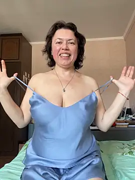 Snapshot of Kiravix chatting on March 31, 9:10 am Kiravix online show from March 31, 9:10 am