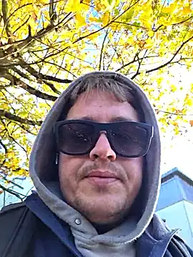 Snapshot of giovanotto47 chatting on November 1, 11:45 am giovanotto47 online show from November 1, 11:45 am