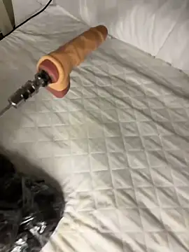 Ozge-SluttyScream69 online show from November 1, 11:07 pm