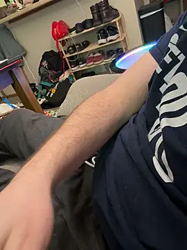 Snapshot of LittleD_Lover chatting on February 23, 8:12 am LittleD Lover online show from February 23, 8:12 am